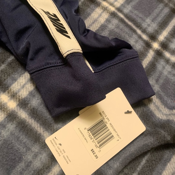 Nike Jogger Set - Picture 3 of 5